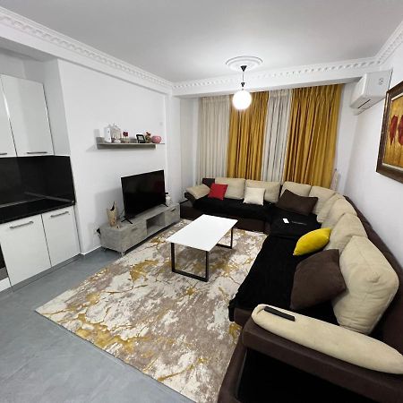 Apartment Rent Elbasan City Center 1 Экстерьер фото